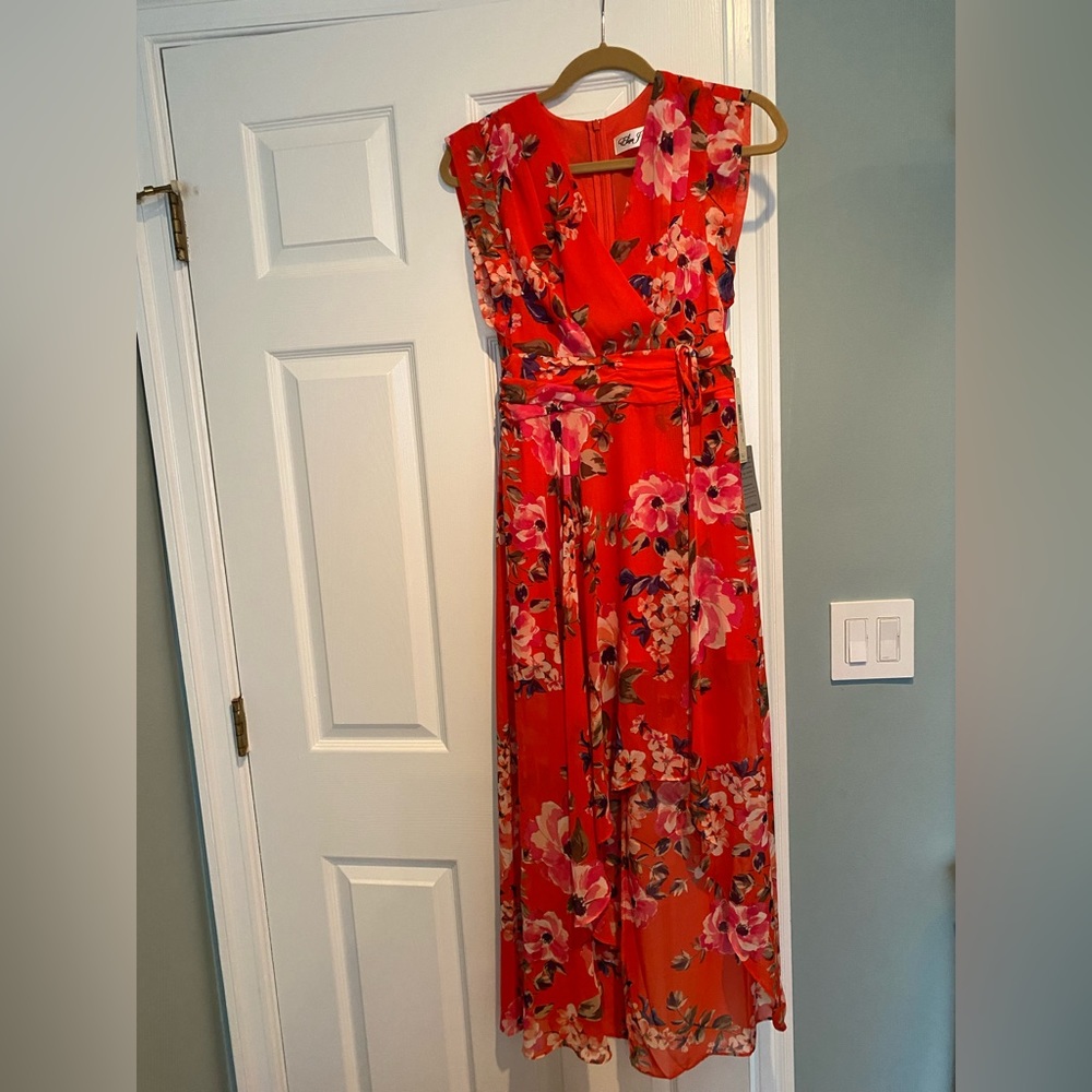 Eliza J size 2P dress brand new with tags.